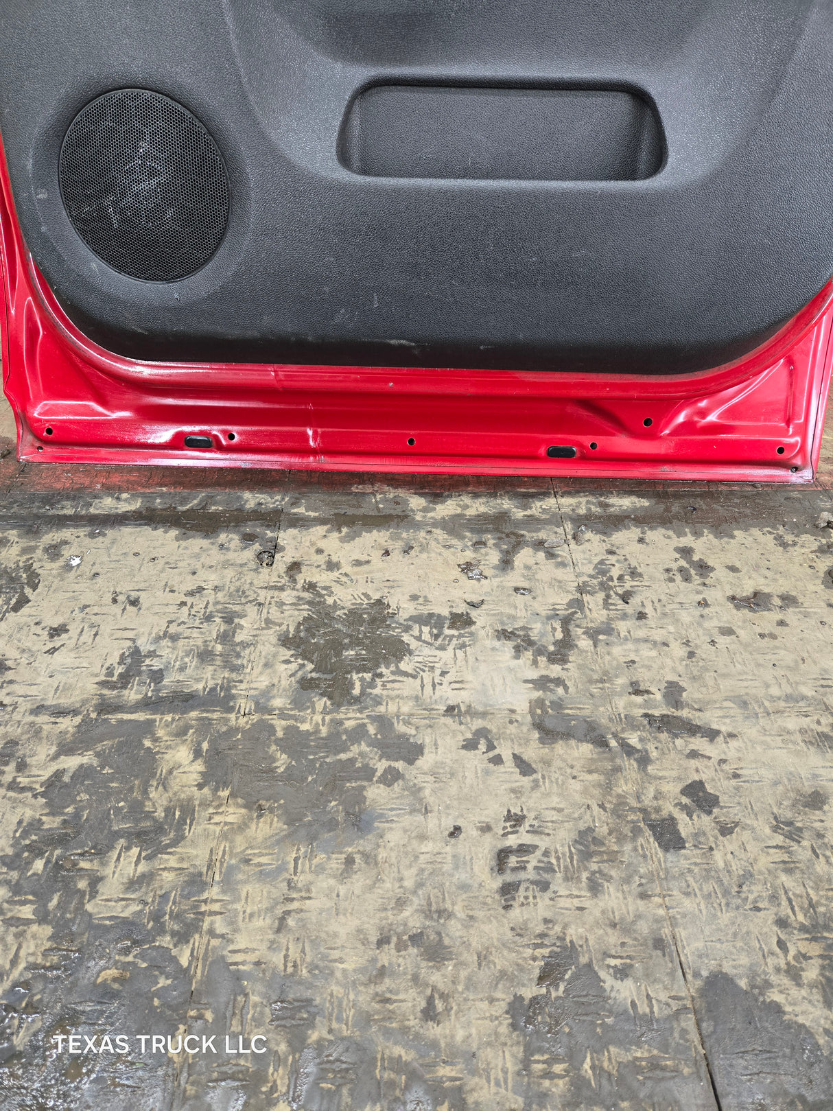 2007-2013 Chevrolet Silverado / GMC Sierra 1500 2500 3500 HD Crew Cab RH Passenger Rear Door