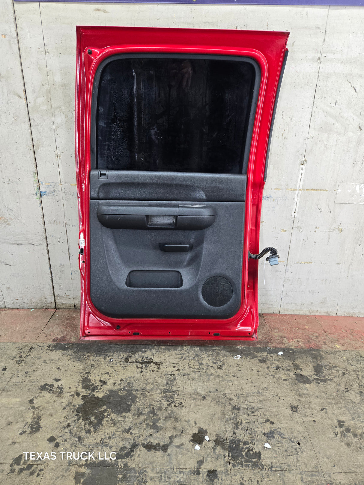 2007-2013 Chevrolet Silverado / GMC Sierra 1500 2500 3500 HD Crew Cab LH Driver Side Rear Door