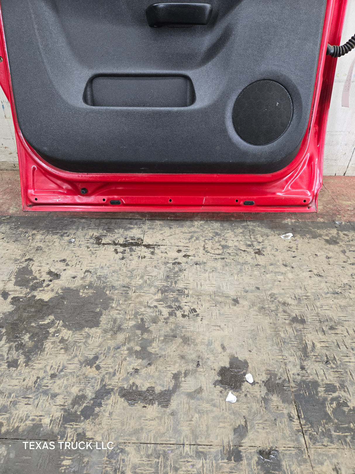 2007-2013 Chevrolet Silverado / GMC Sierra 1500 2500 3500 HD Crew Cab LH Driver Side Rear Door