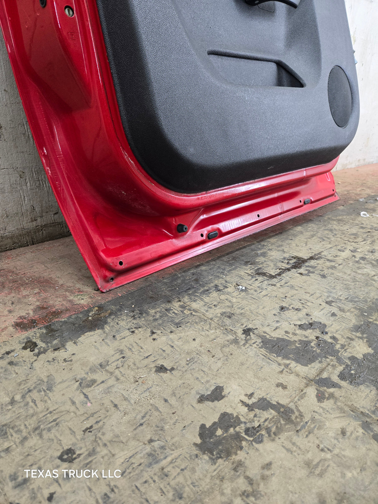 2007-2013 Chevrolet Silverado / GMC Sierra 1500 2500 3500 HD Crew Cab LH Driver Side Rear Door