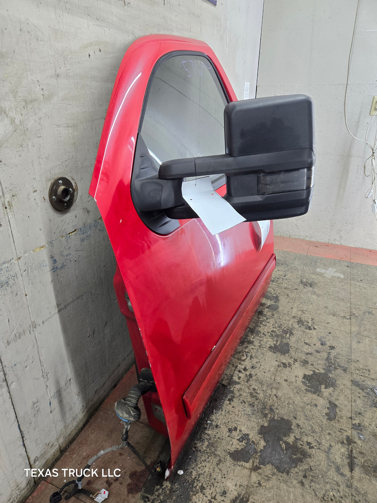 2007-2013 Chevrolet Silverado / GMC Sierra 1500 2500 3500 HD LH Front Driver Side Door