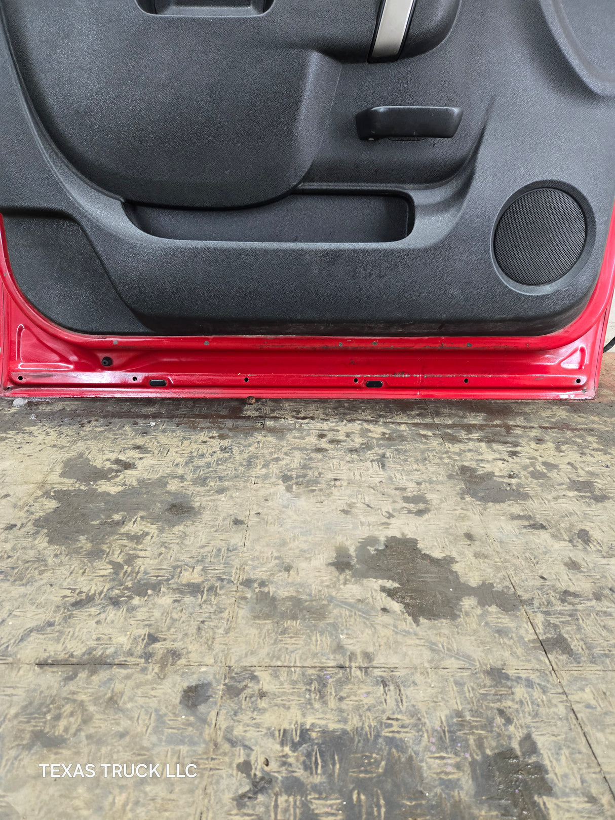 2007-2013 Chevrolet Silverado / GMC Sierra 1500 2500 3500 HD LH Front Driver Side Door