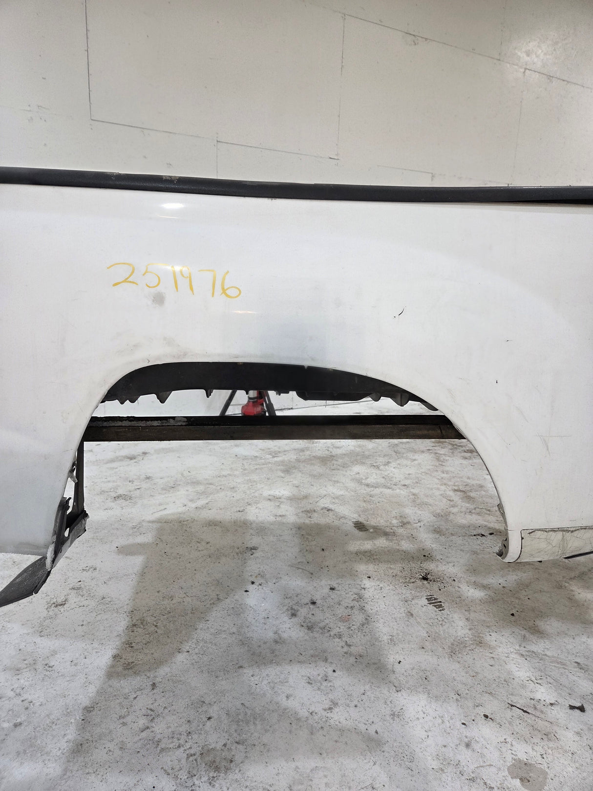 2005-2015 Toyota Tacoma 6' Long Truck Bed