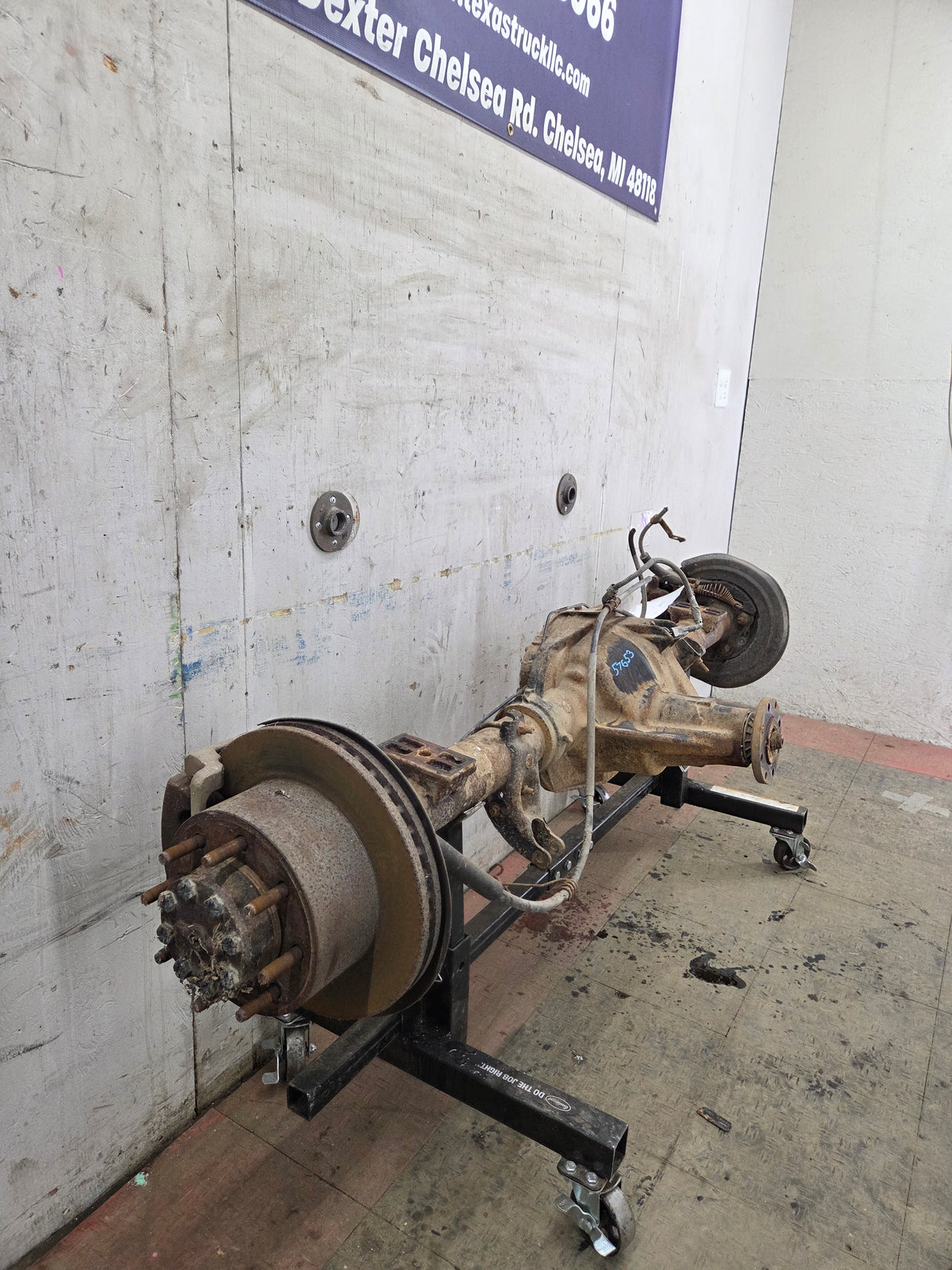2005-2007 Ford Super Duty F250 F350 SRW Rear Axle 3.73 Gear Ratio 250k Miles