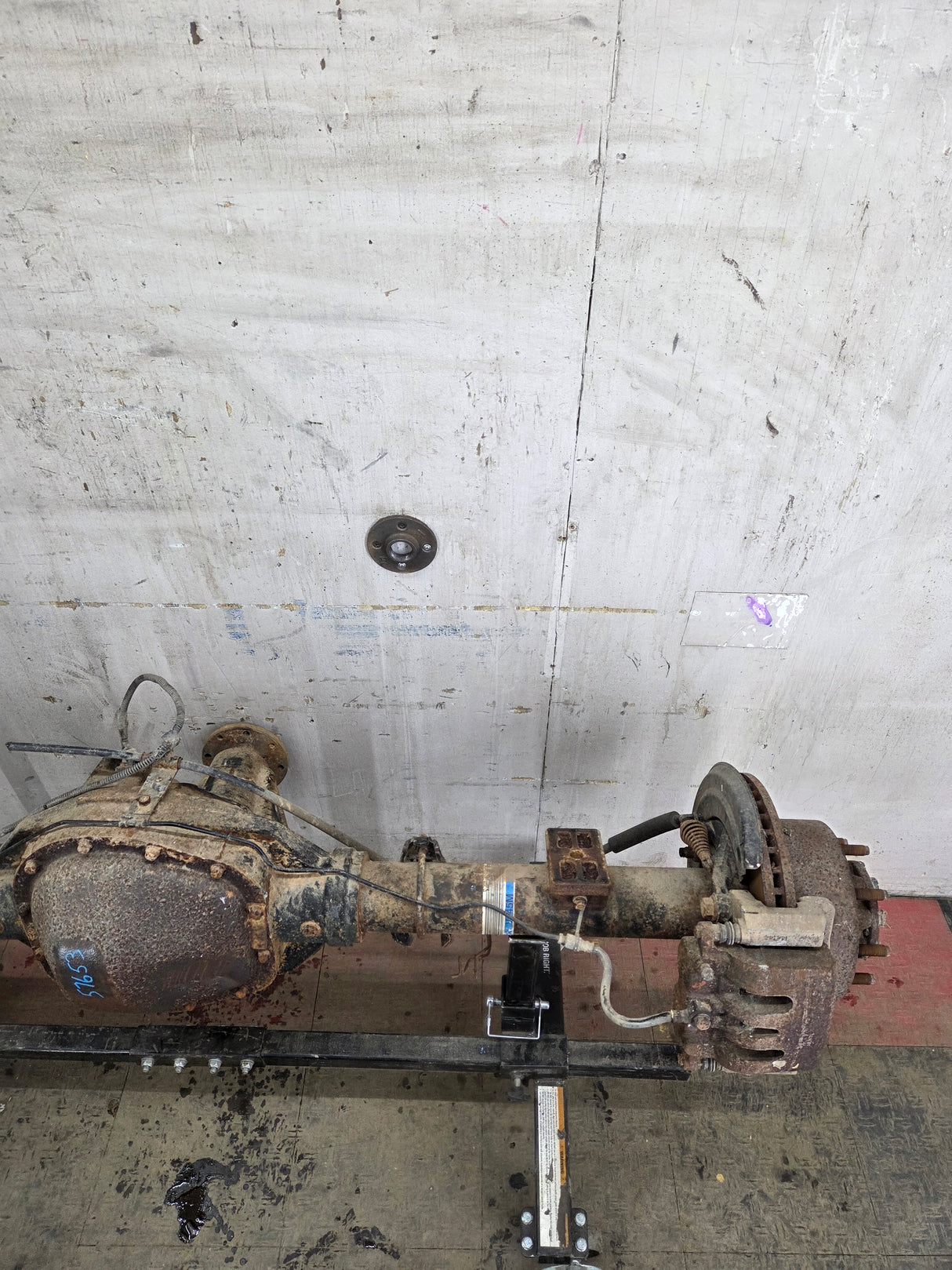 2005-2007 Ford Super Duty F250 F350 SRW Rear Axle 3.73 Gear Ratio 250k Miles