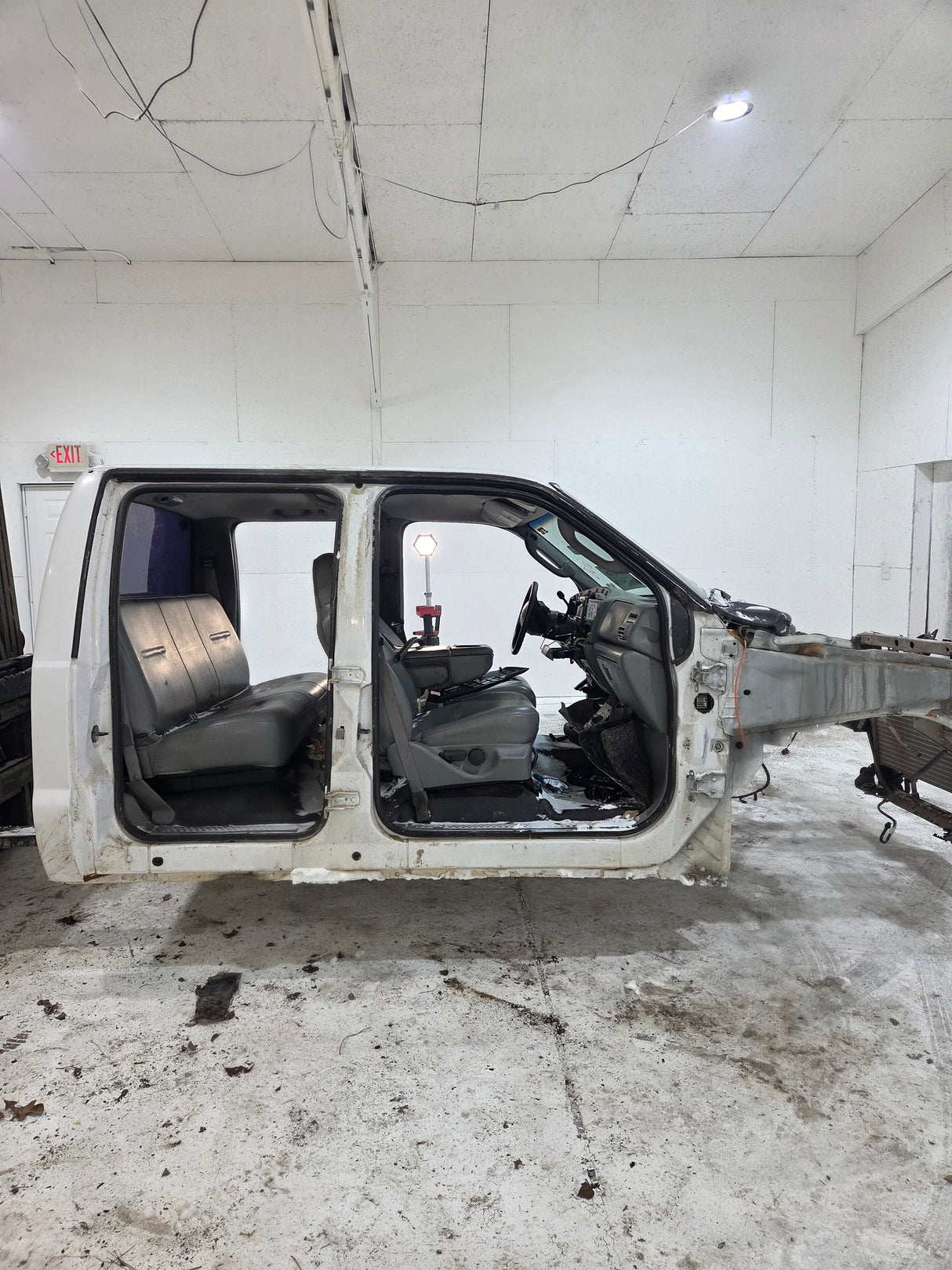 1999-2007 Ford Super Duty F250 F350 F450 F550 XLT 4 Door Crew Cab