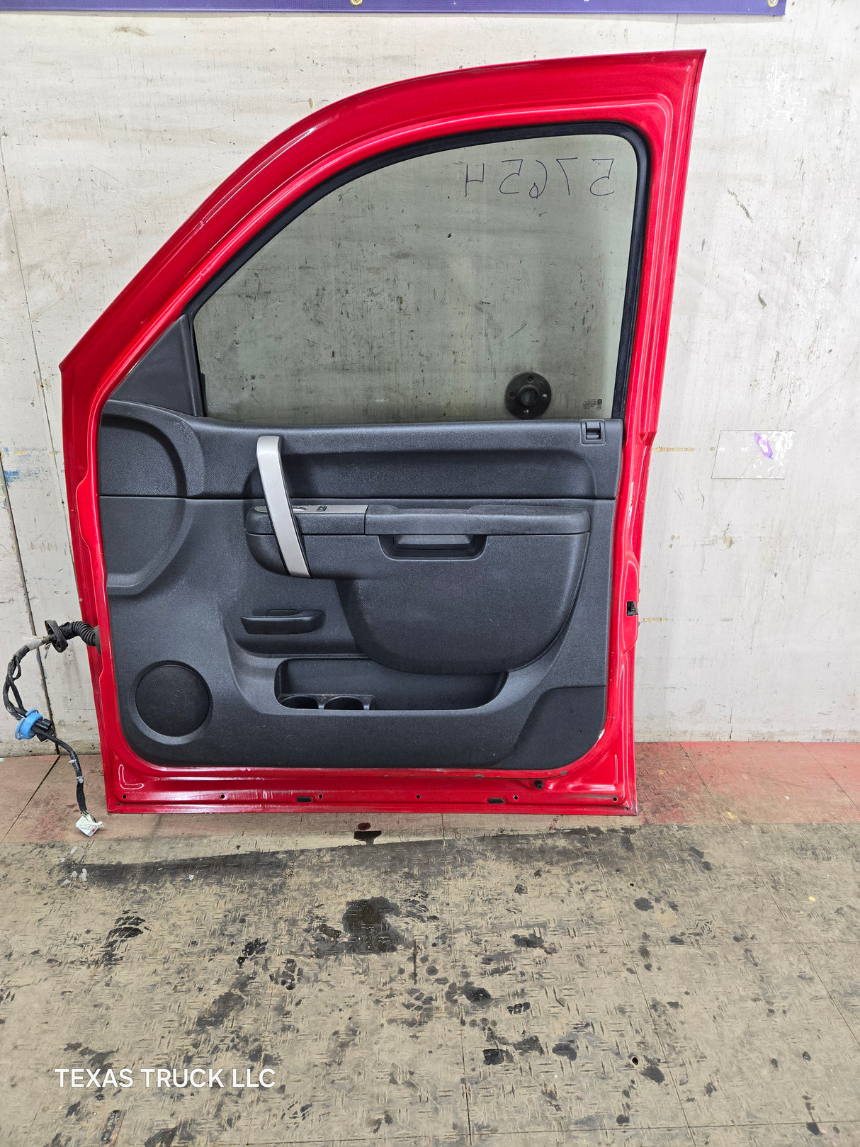 2007-2013 Chevrolet Silverado / GMC Sierra 1500 2500 3500 HD RH Front Passenger Side Door