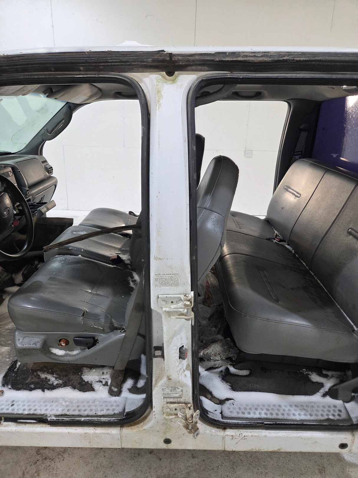 1999-2007 Ford Super Duty F250 F350 F450 F550 XLT 4 Door Crew Cab