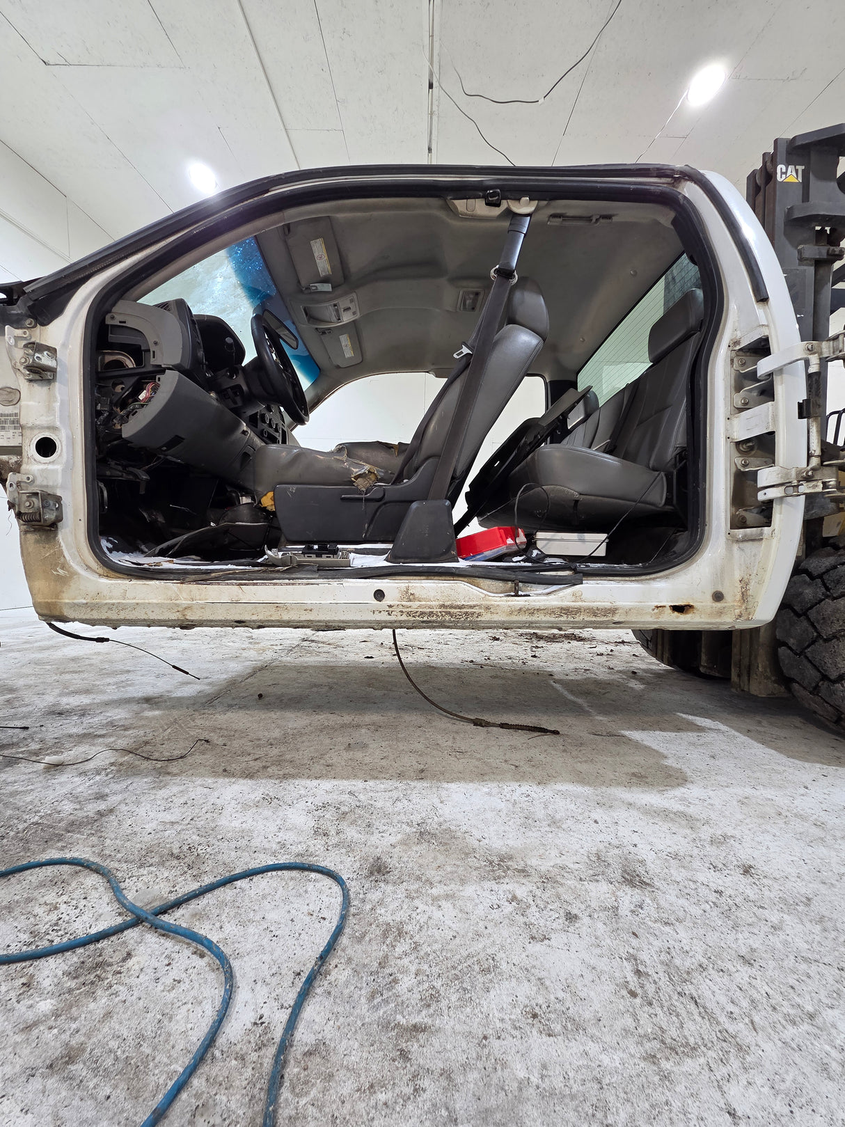 2007-2013 Chevrolet Silverado / GMC Sierra 1500 2500 3500 HD Extended Cab
