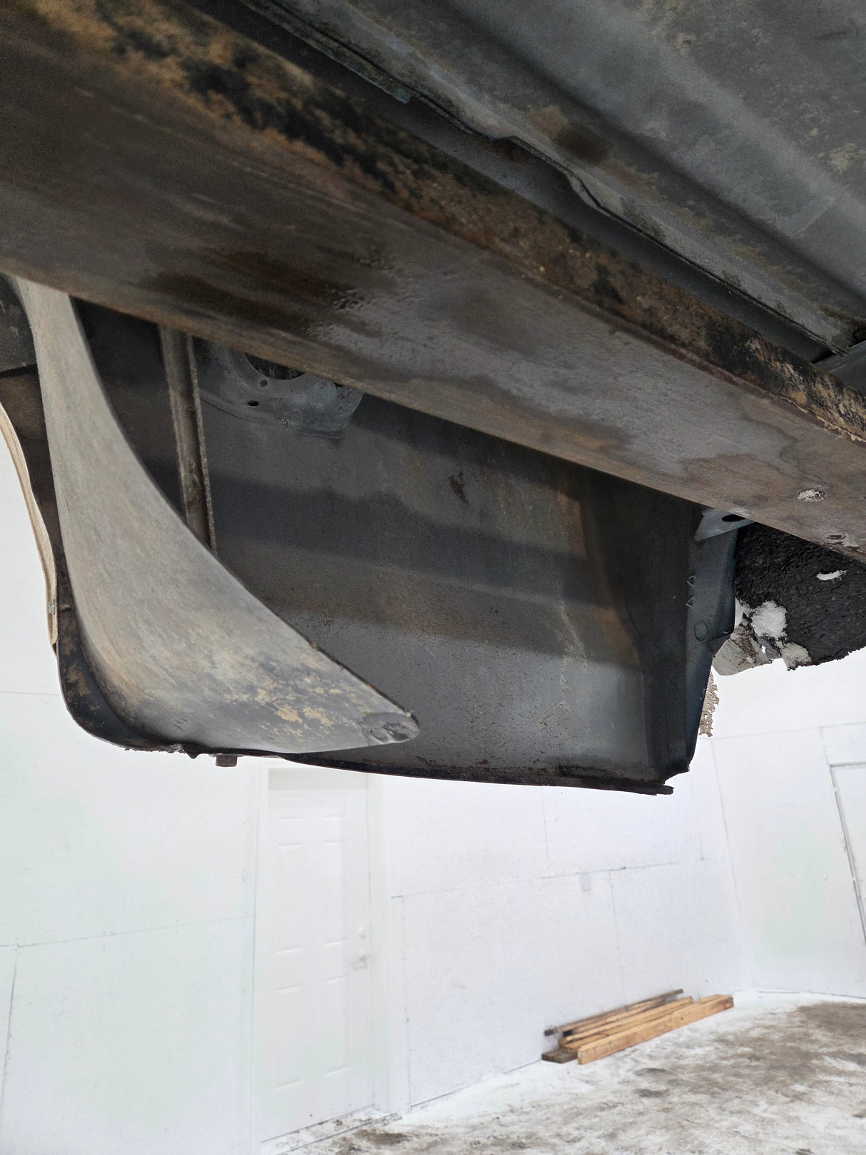 1987-1997 Ford F150 F250 F350 OBS 6' 9" Short Truck Bed