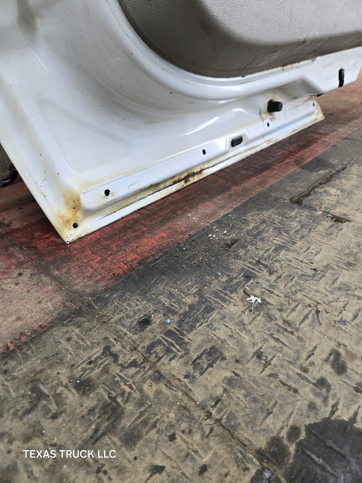 2007-2013 Chevrolet Silverado / GMC Sierra 1500 2500 3500 HD Driver Side Extended Cab LH Rear Door