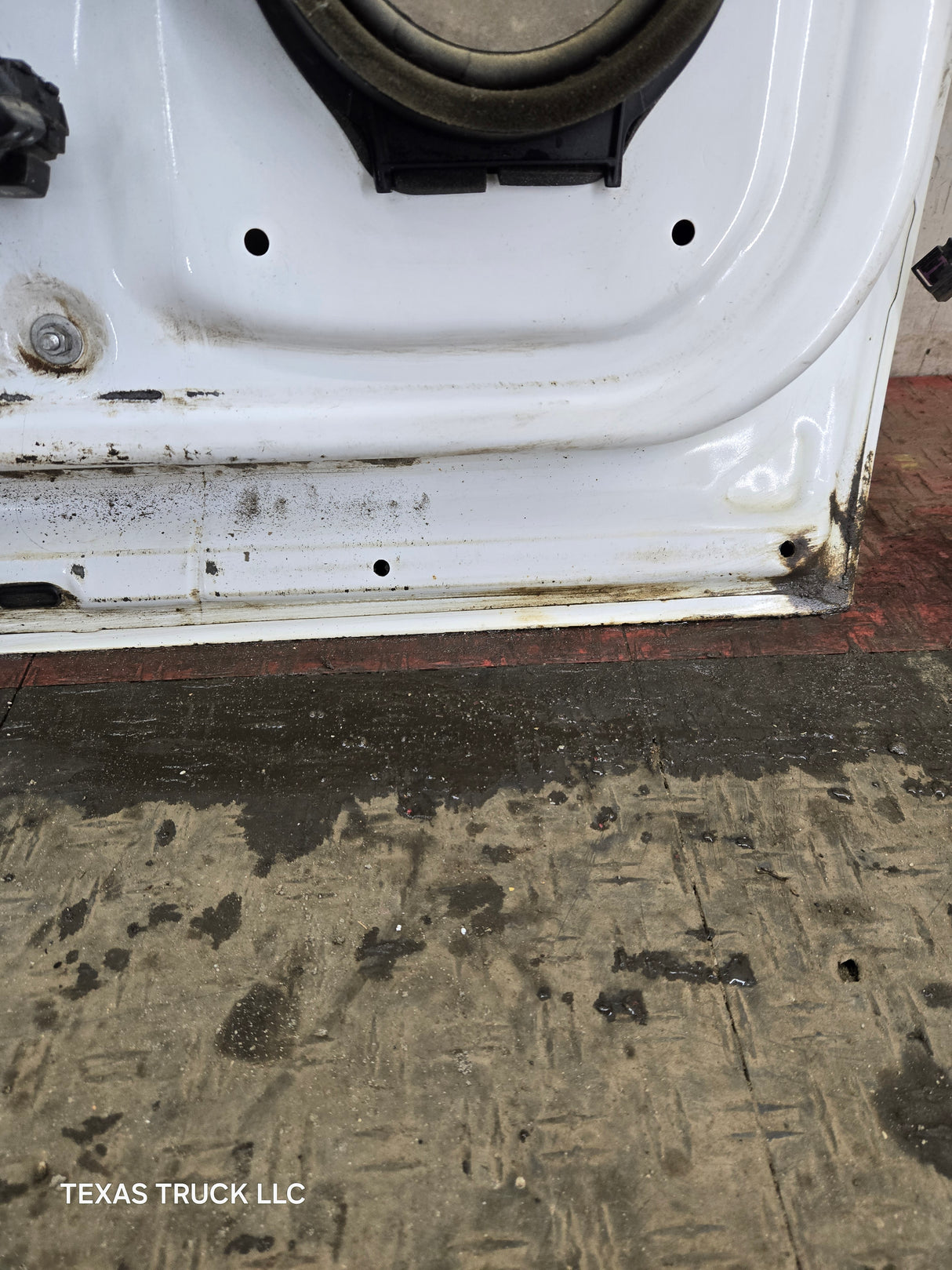 2007-2013 Chevrolet Silverado / GMC Sierra 1500 2500 3500 HD LH Front Driver Side Door