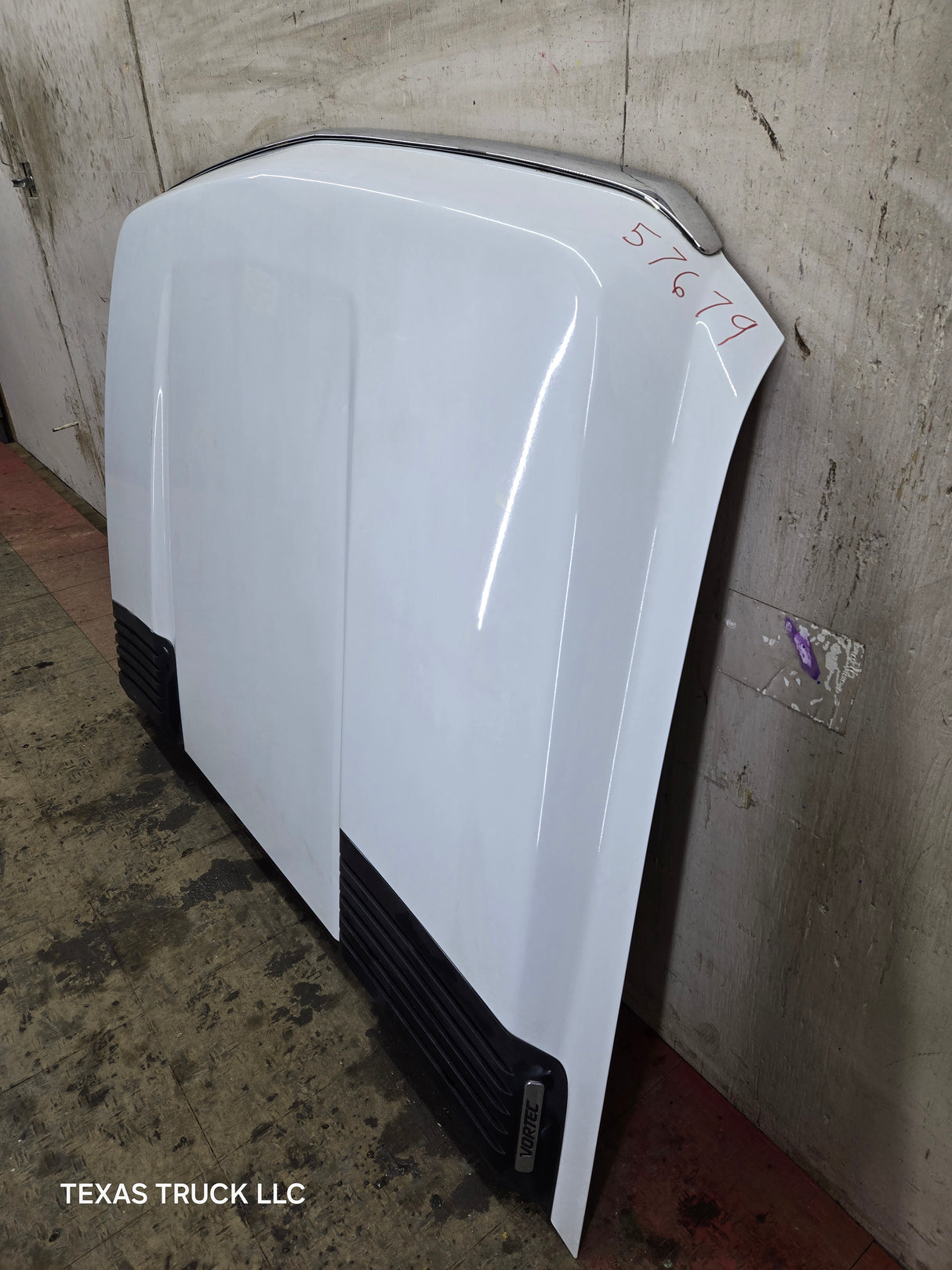 2007-2013 Chevrolet Silverado 2500 HD 3500HD Hood