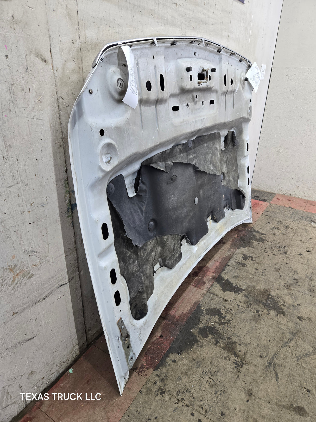 2007-2013 Chevrolet Silverado 2500 HD 3500HD Hood