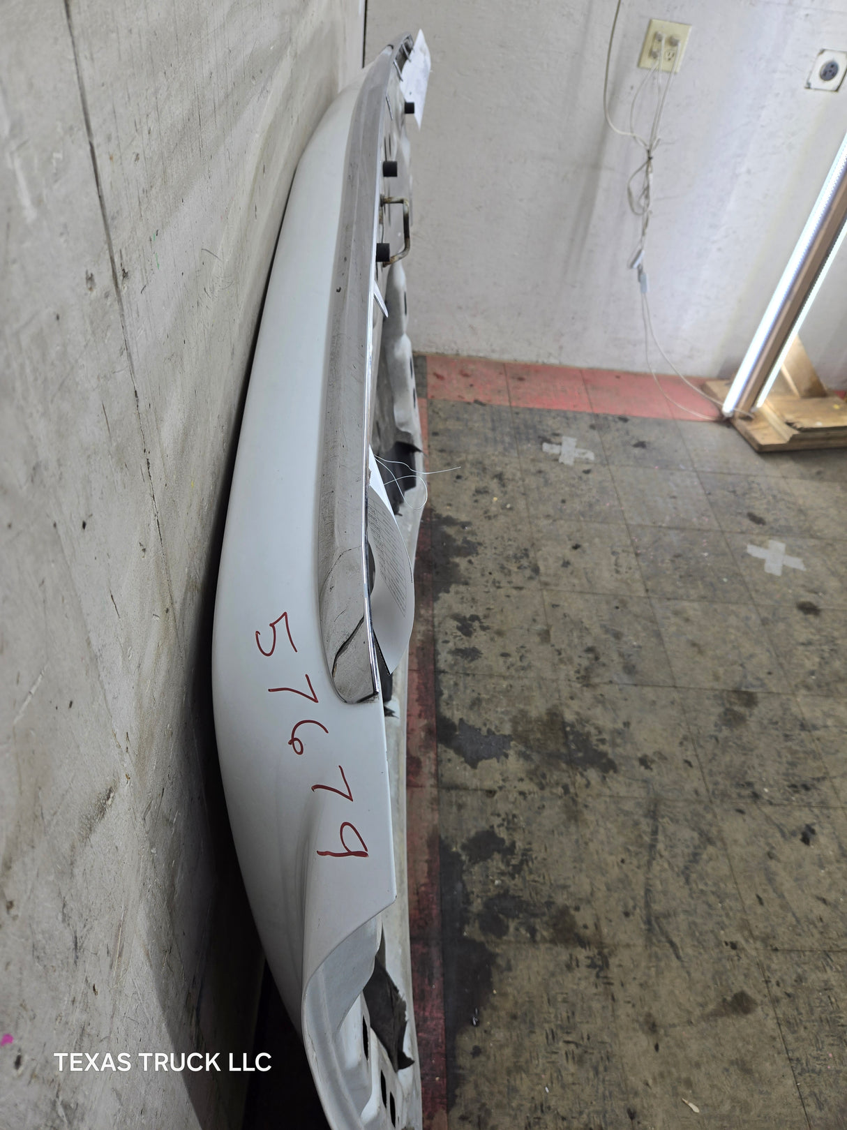 2007-2013 Chevrolet Silverado 2500 HD 3500HD Hood