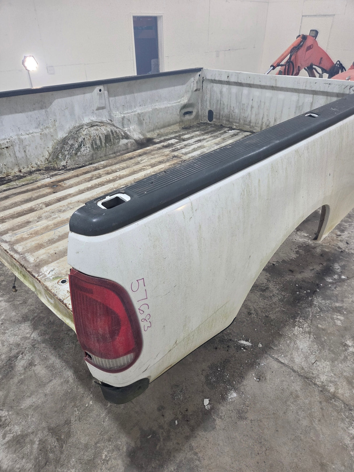 1997-2003 Ford F150 8' Long Bed - White