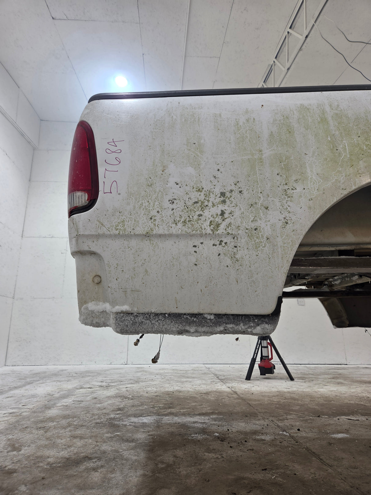 1997-2003 Ford F150 8' Long Bed - White