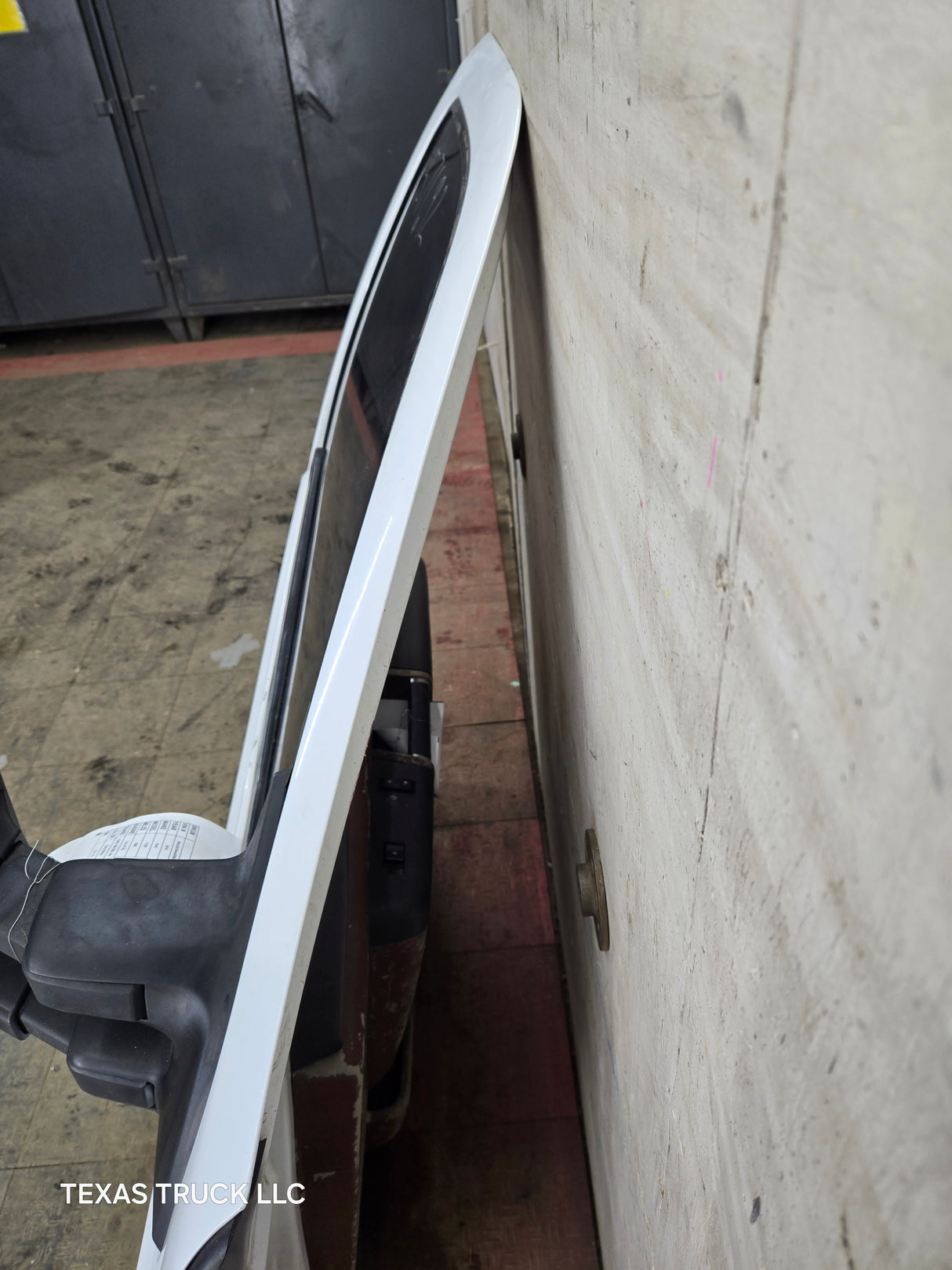 1999-2011 Ford Super Duty / Excursion Front Passenger RH Door F250 F350 F450 F550