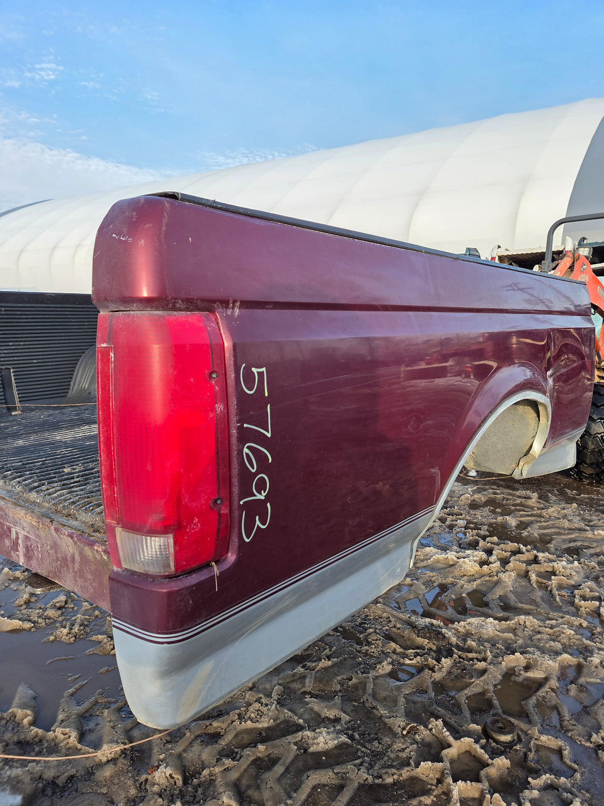 1987-1997 Ford F150 F250 F350 OBS 6' 9" Short Truck Bed
