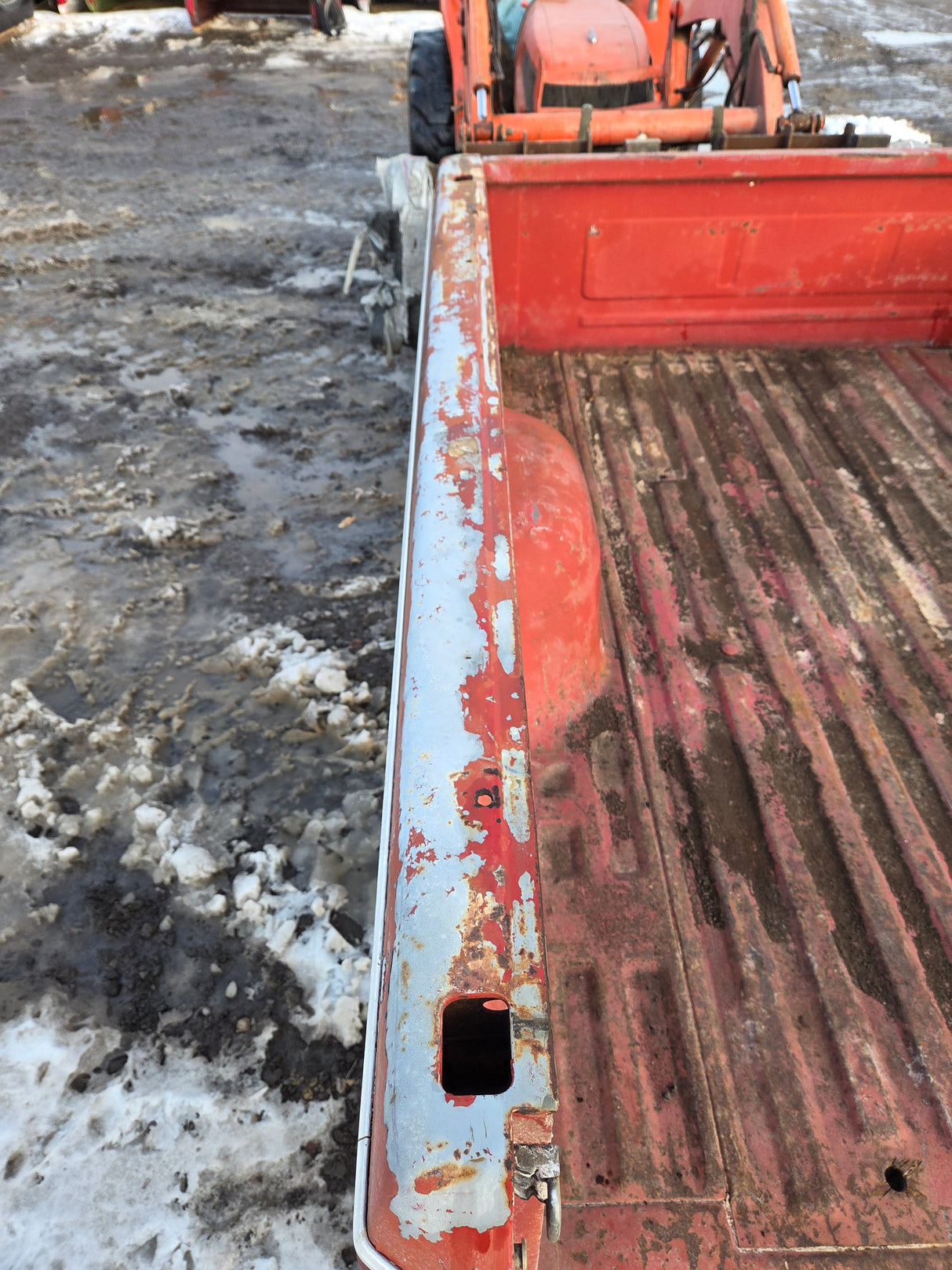 1980-1986 Ford F100 F150 F250 F350 6' 9" Short Bed