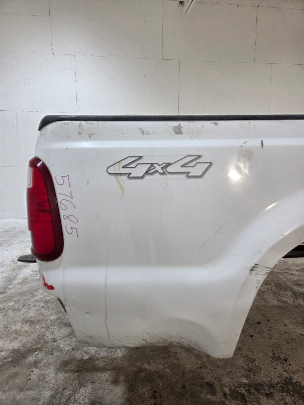 1999-2010 Ford Super Duty F250 F350 6' 9" Short Truck Bed