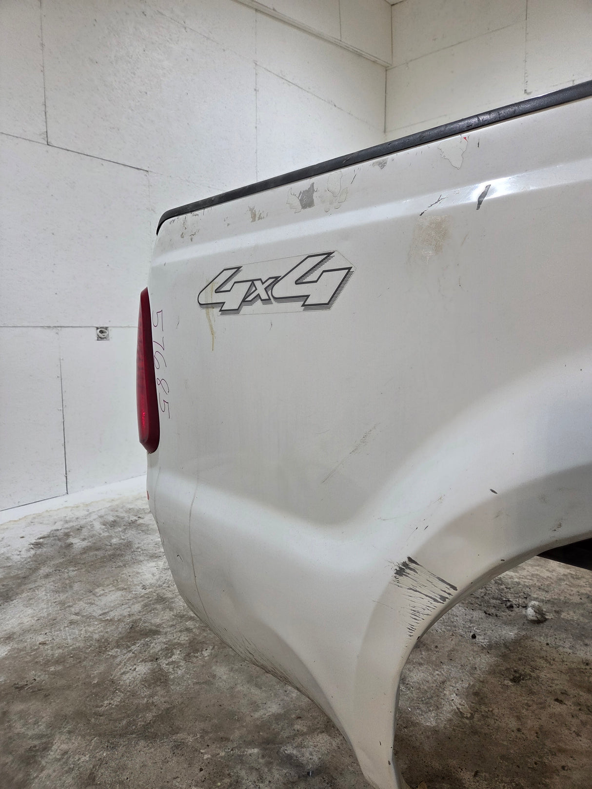 1999-2010 Ford Super Duty F250 F350 6' 9" Short Truck Bed