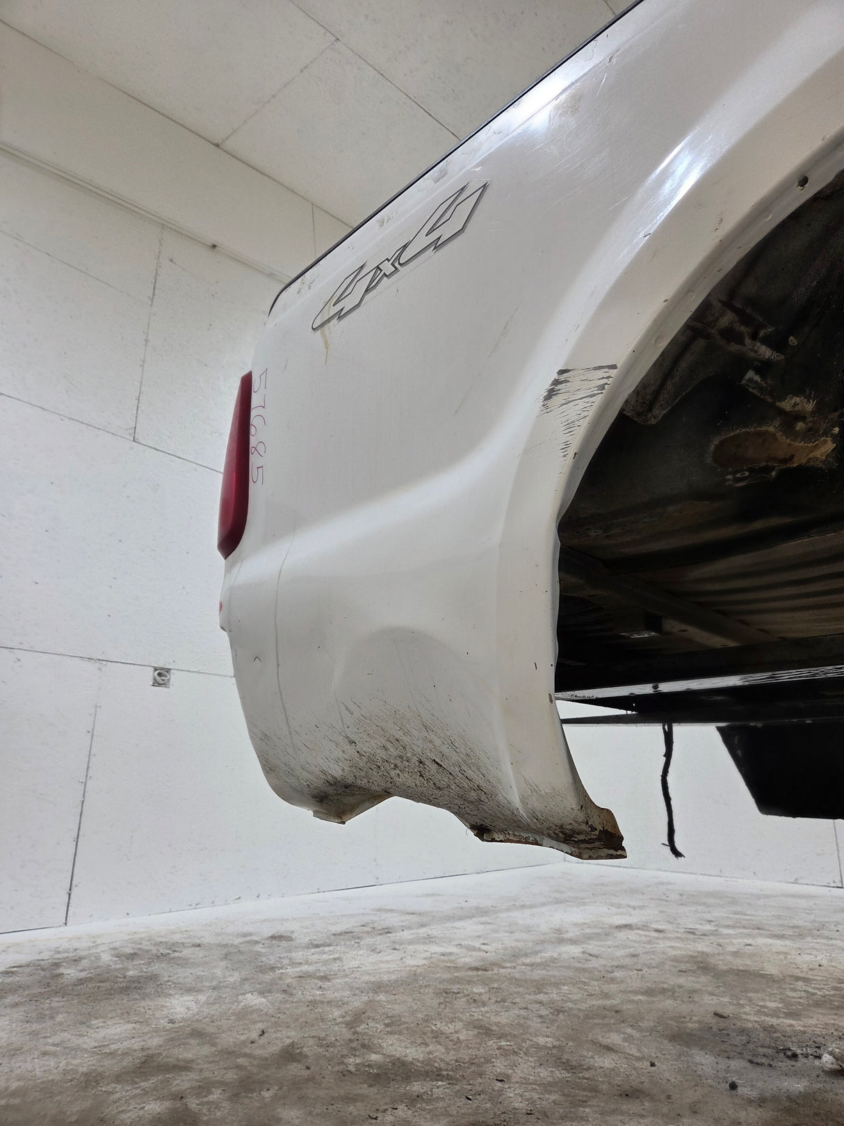 1999-2010 Ford Super Duty F250 F350 6' 9" Short Truck Bed