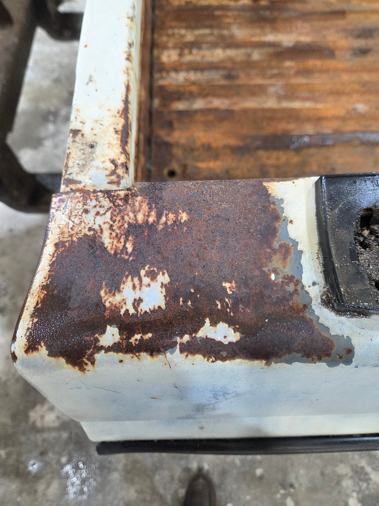 1987-1997 Ford F150 F250 F350 OBS 6' 9" Short Truck Bed