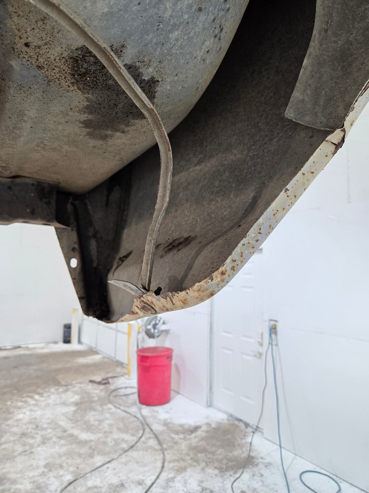 1987-1997 Ford F150 F250 F350 OBS 6' 9" Short Truck Bed