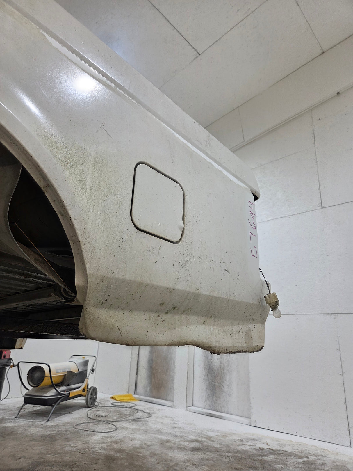 1987-1997 Ford F150 F250 F350 OBS 6' 9" Short Truck Bed