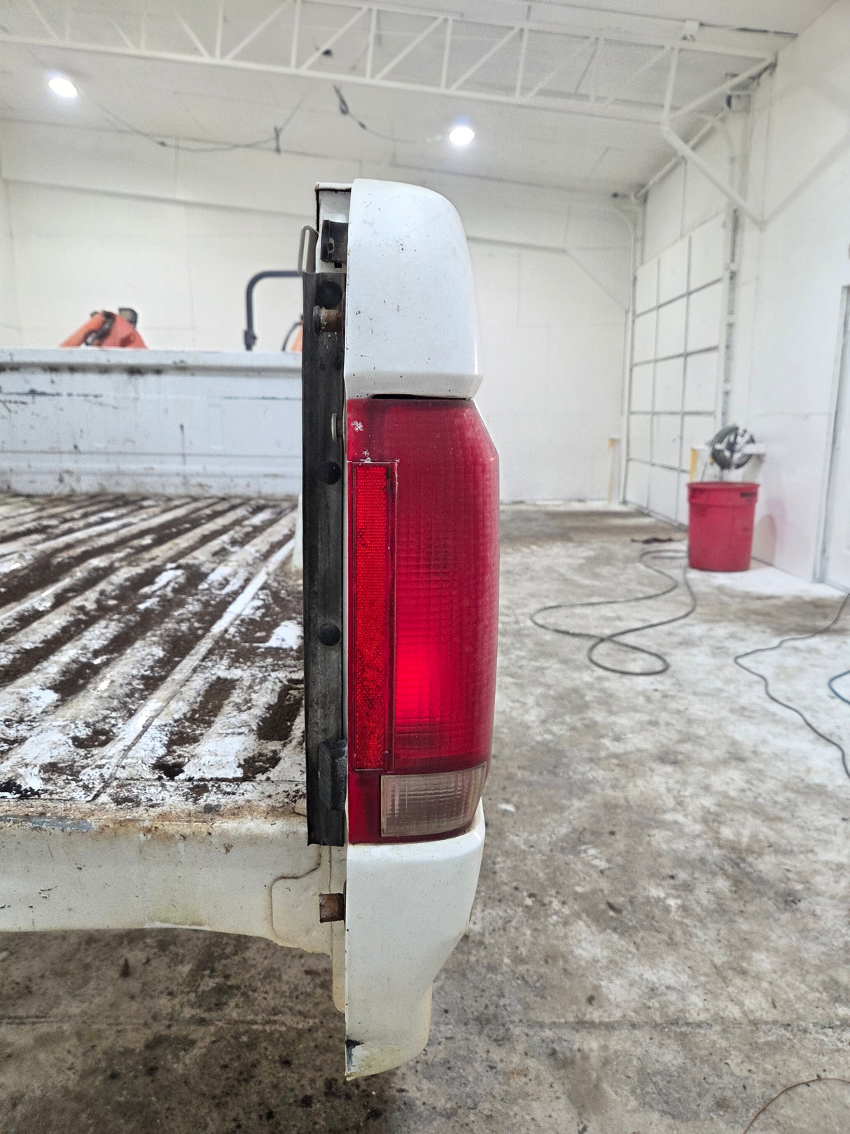 1987-1997 Ford F150 F250 F350 OBS 6' 9" Short Truck Bed