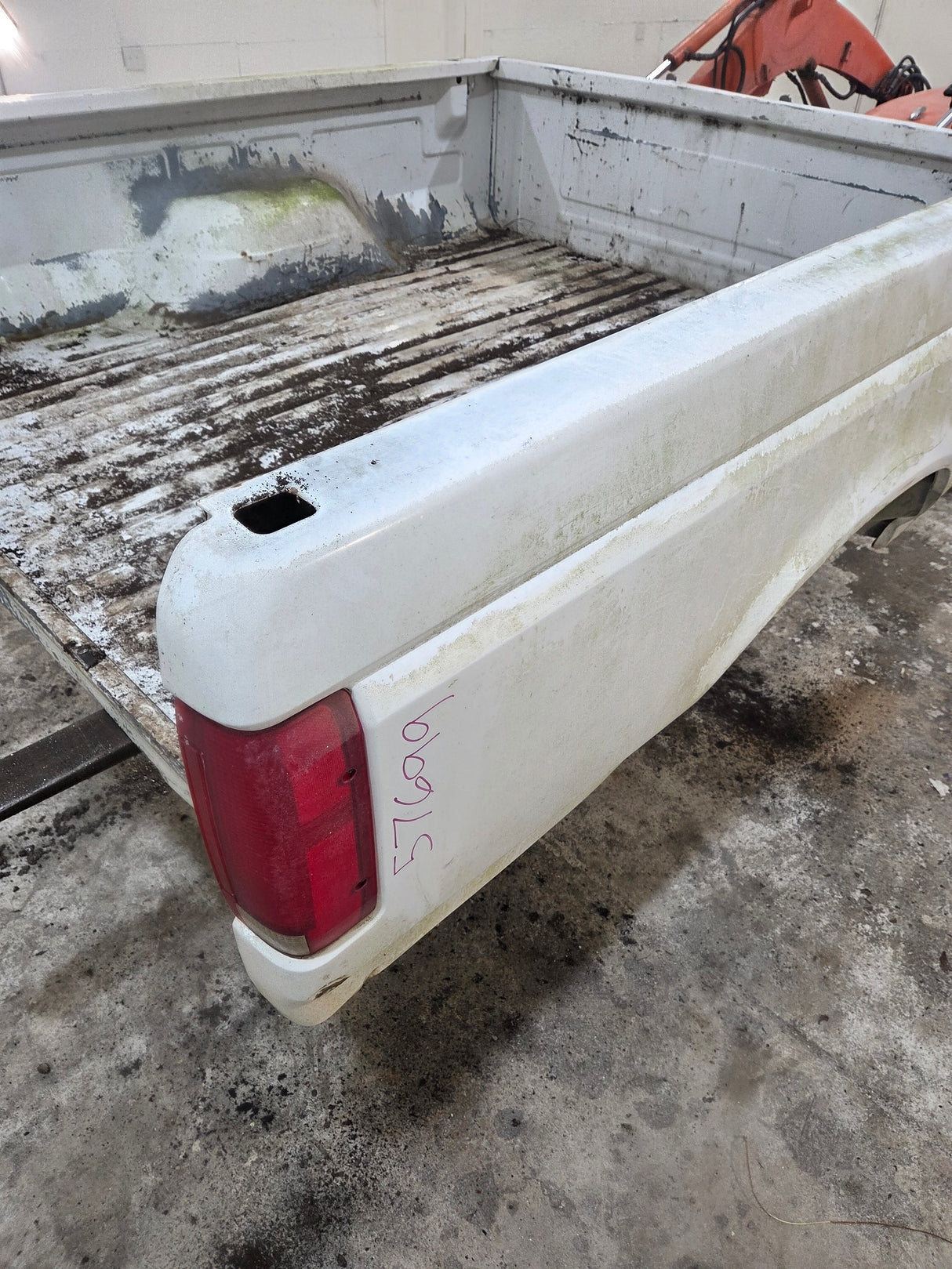 1987-1997 Ford F150 F250 F350 OBS 6' 9" Short Truck Bed