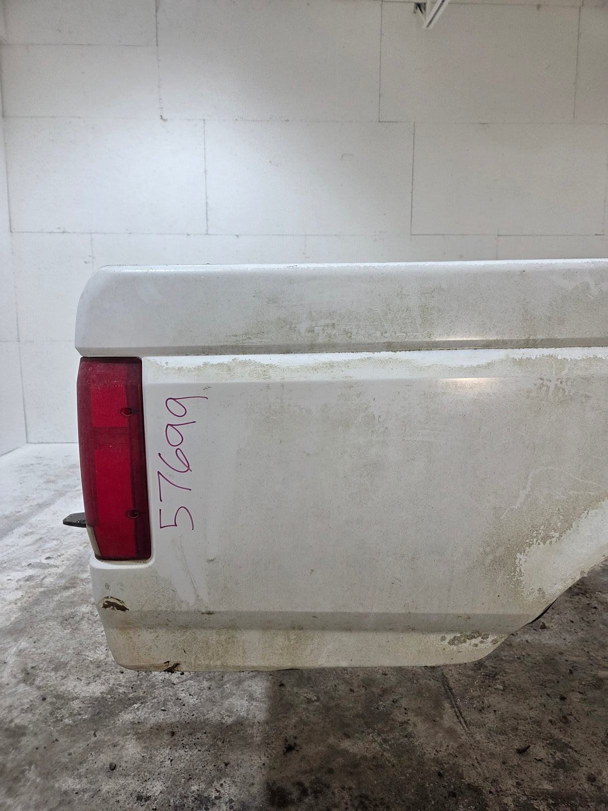 1987-1997 Ford F150 F250 F350 OBS 6' 9" Short Truck Bed