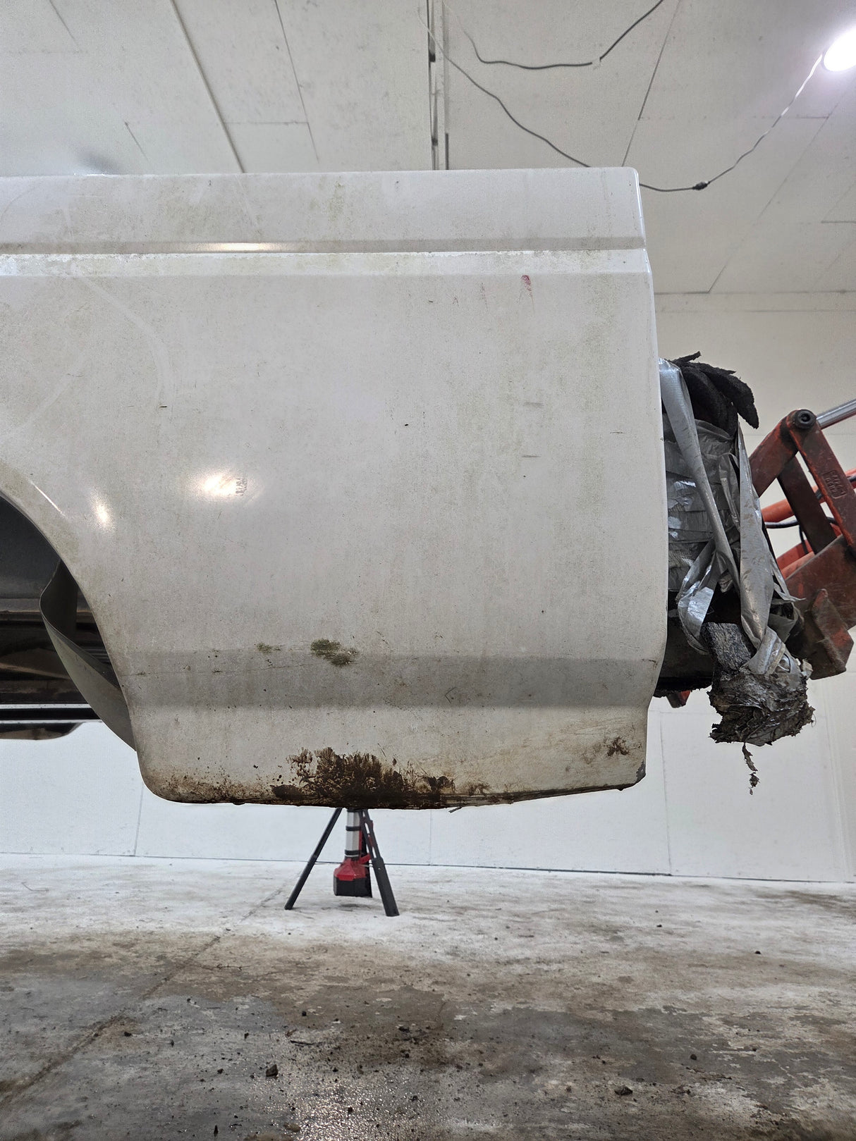 1987-1997 Ford F150 F250 F350 OBS 6' 9" Short Truck Bed