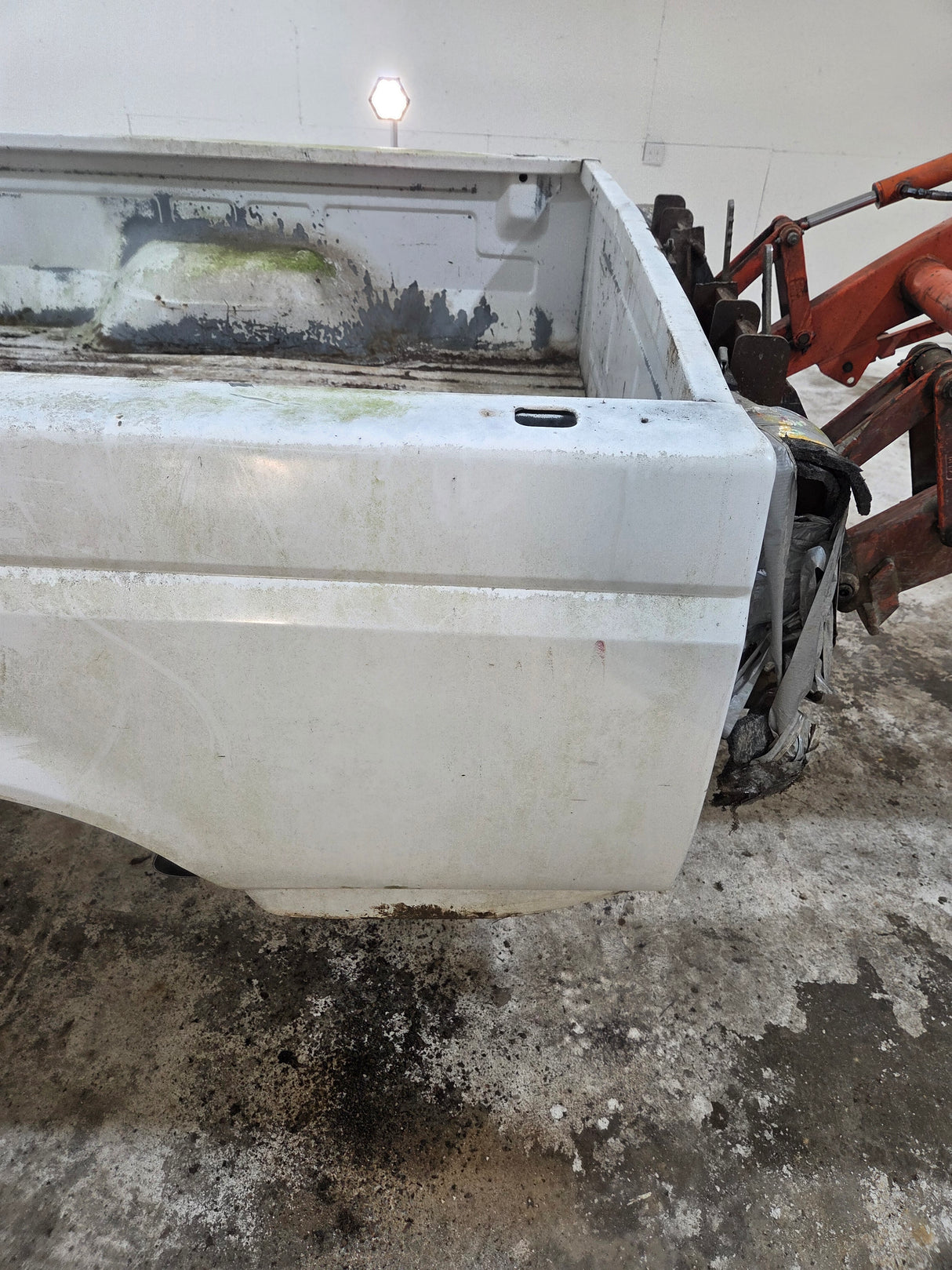 1987-1997 Ford F150 F250 F350 OBS 6' 9" Short Truck Bed