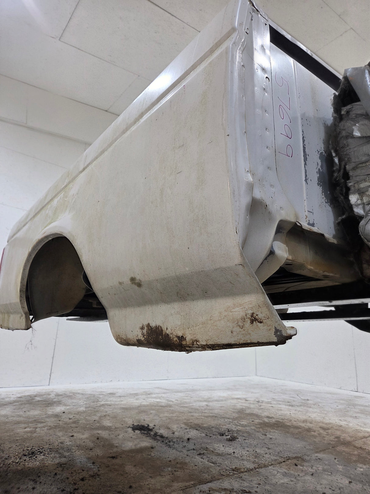 1987-1997 Ford F150 F250 F350 OBS 6' 9" Short Truck Bed