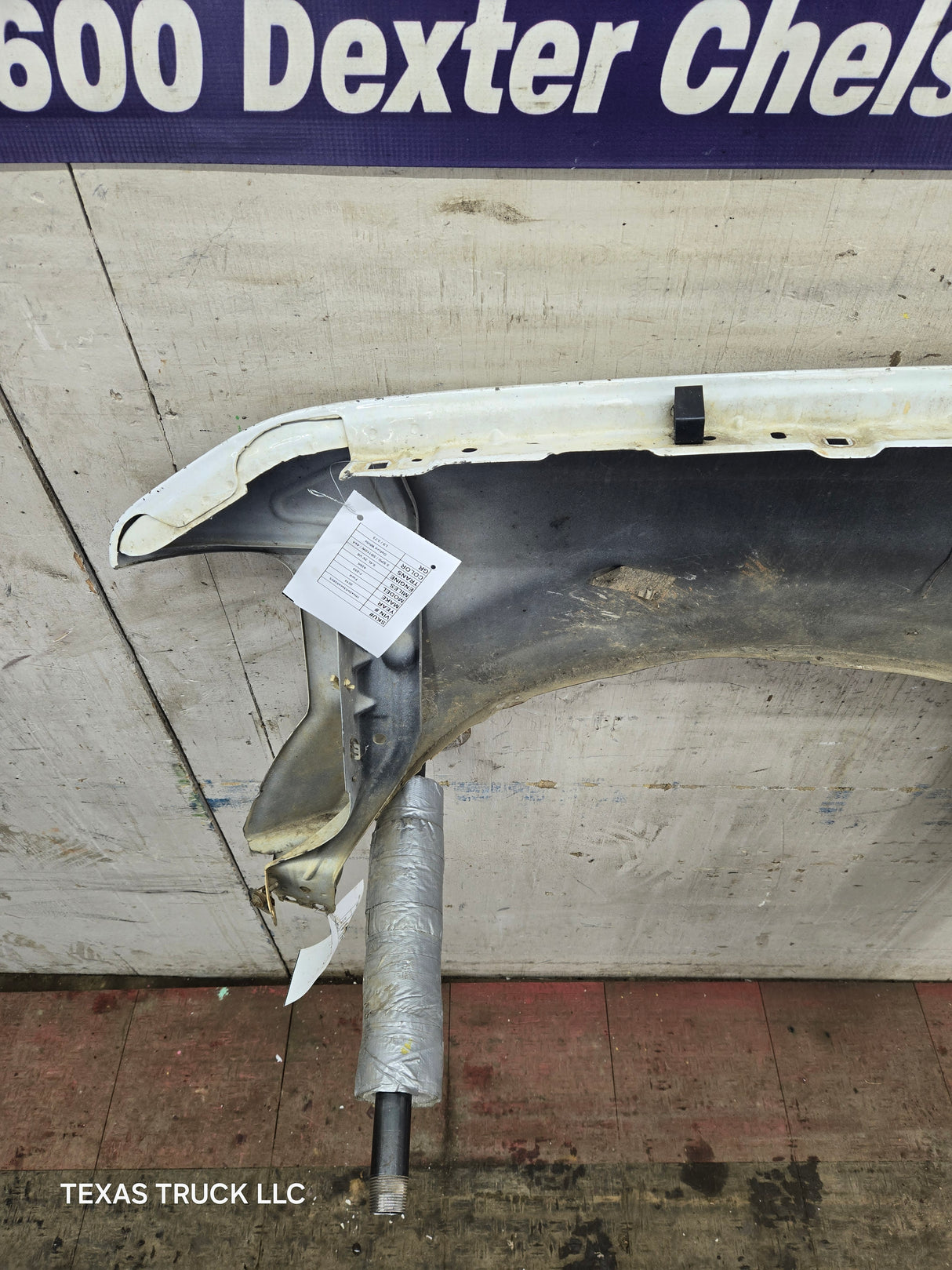 2008-2010 Ford Super Duty F250 F350 RH Passenger Side Fender - Oxford White