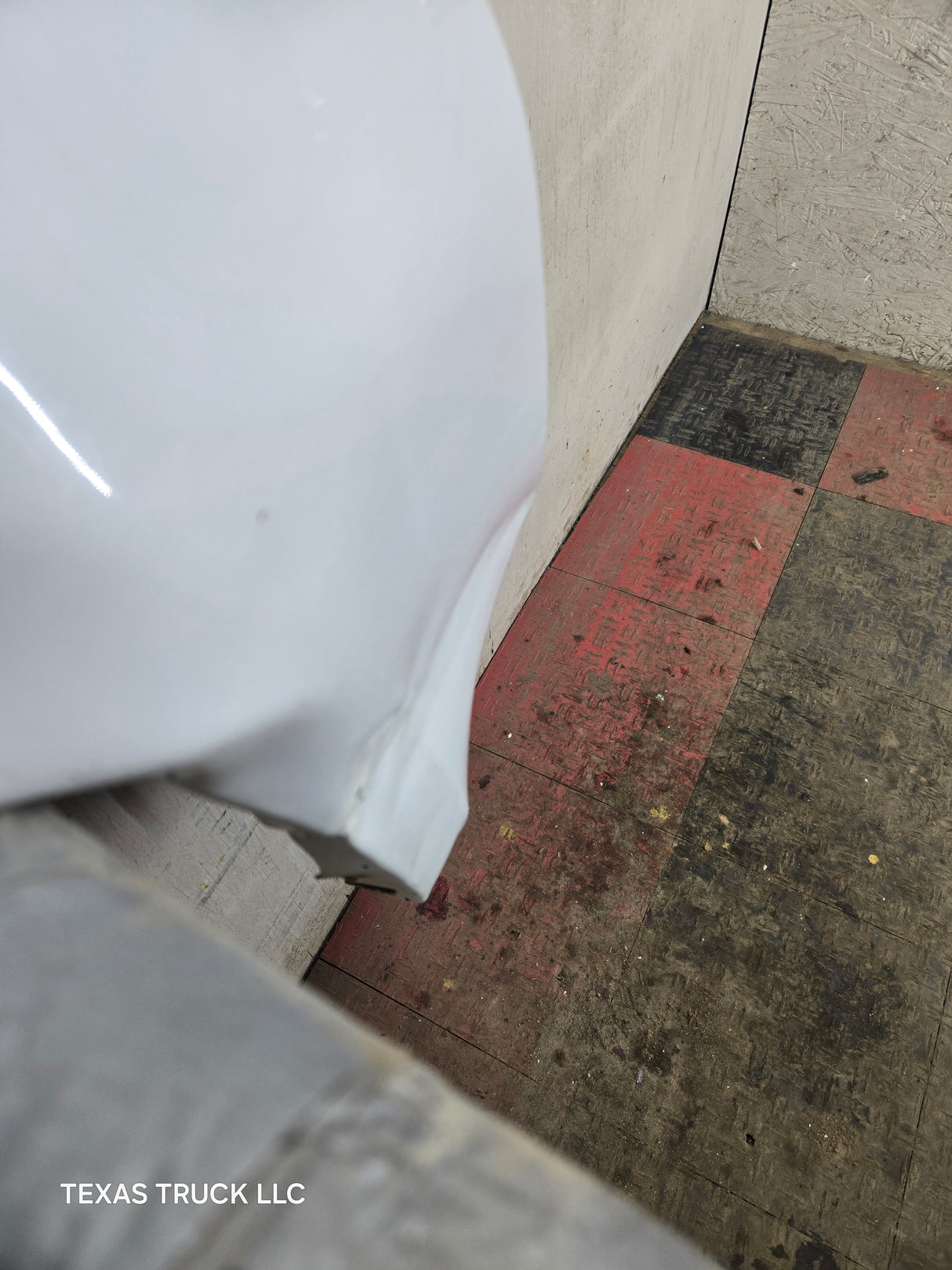 2008-2010 Ford Super Duty F250 F350 LH Driver Side Fender - Oxford White