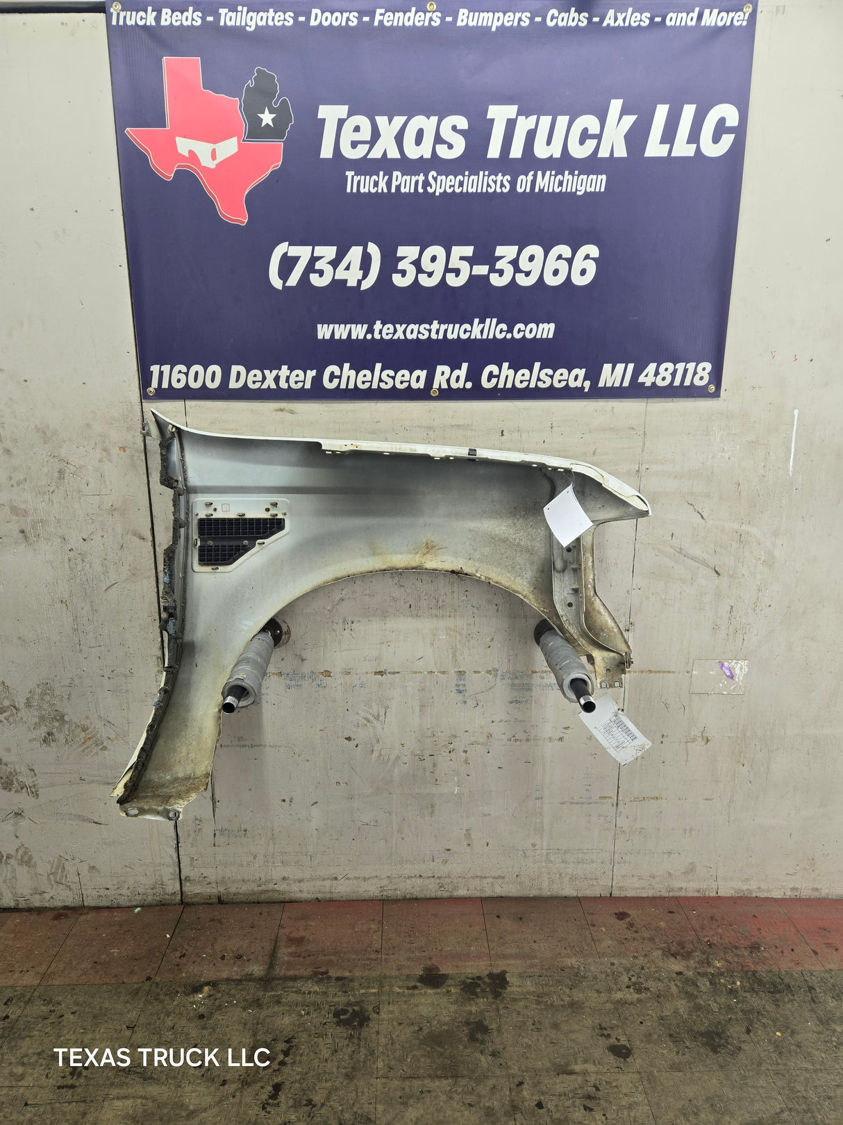 2008-2010 Ford Super Duty F250 F350 LH Driver Side Fender - Oxford White