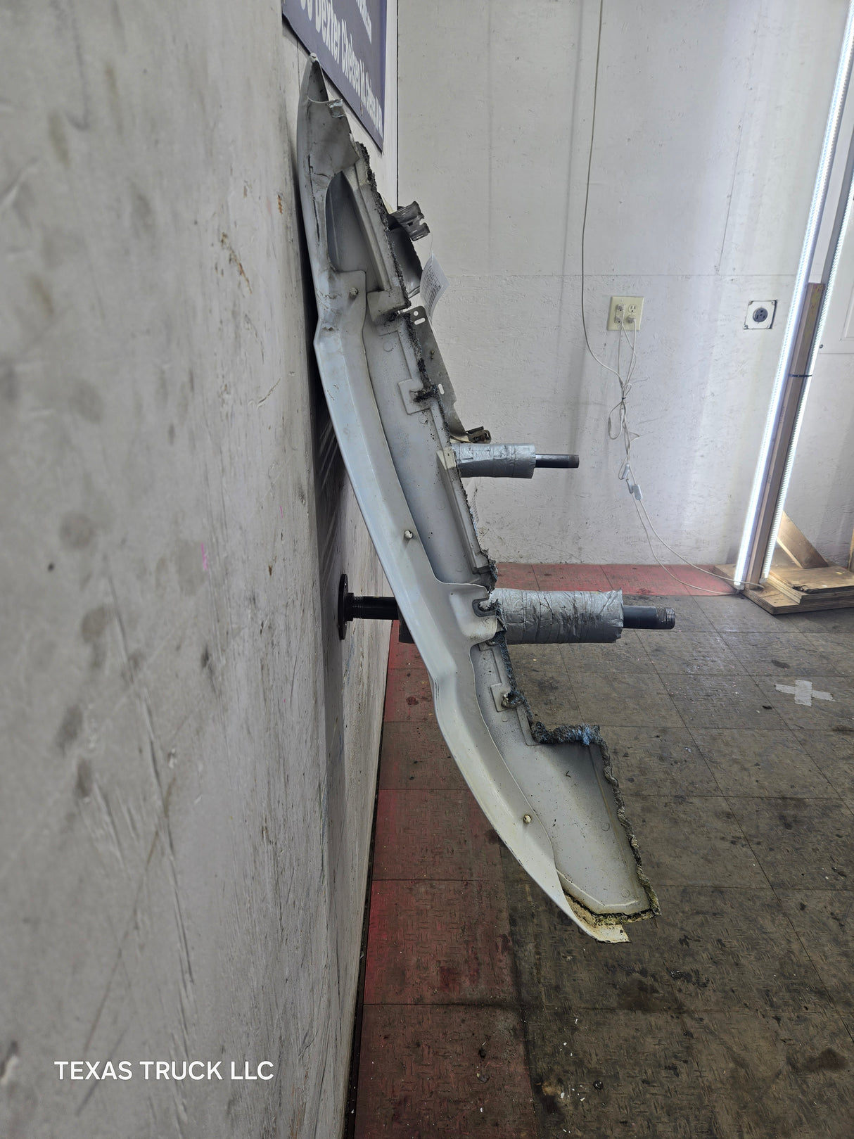 2008-2010 Ford Super Duty F250 F350 LH Driver Side Fender - Oxford White