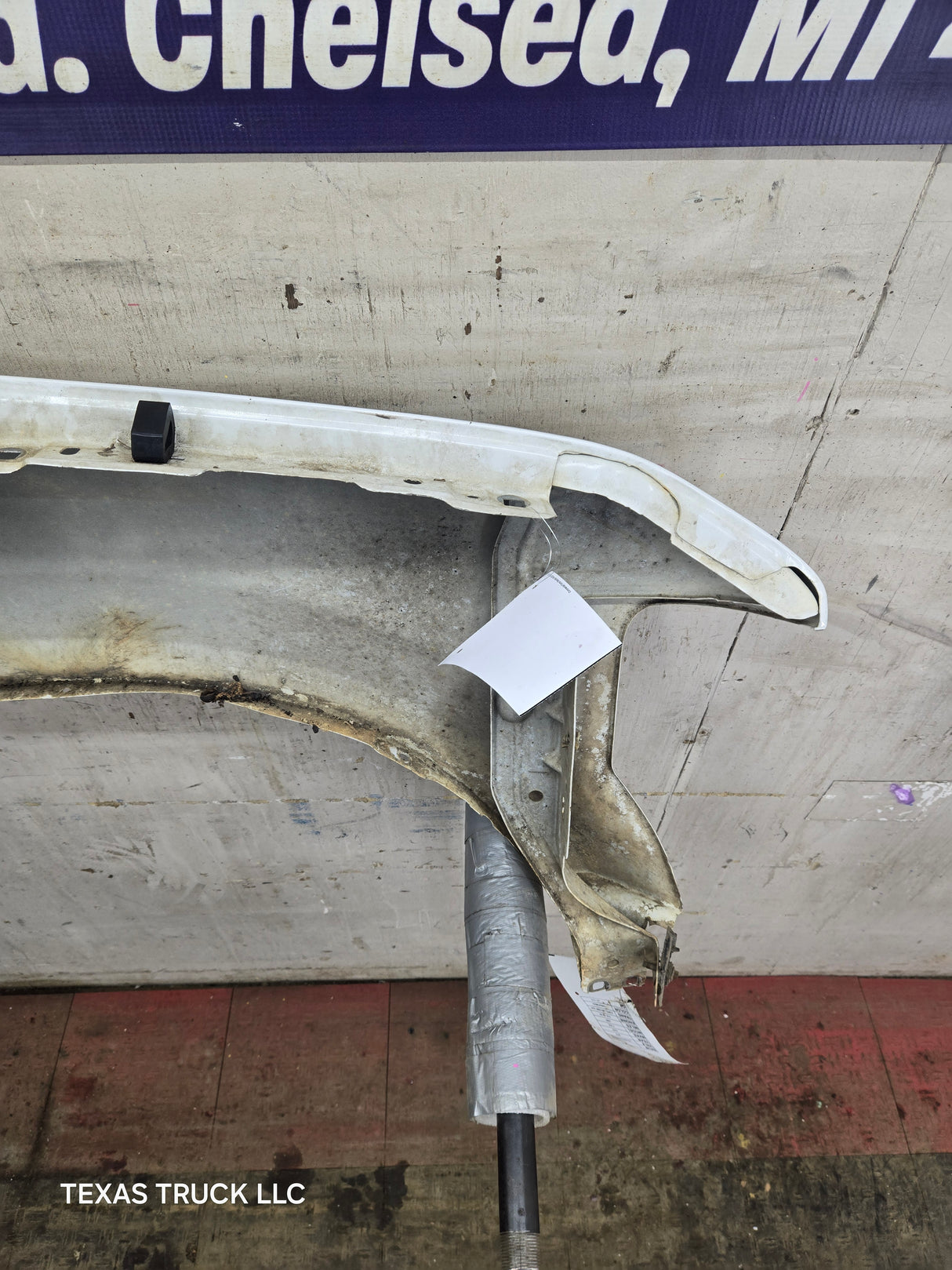 2008-2010 Ford Super Duty F250 F350 LH Driver Side Fender - Oxford White