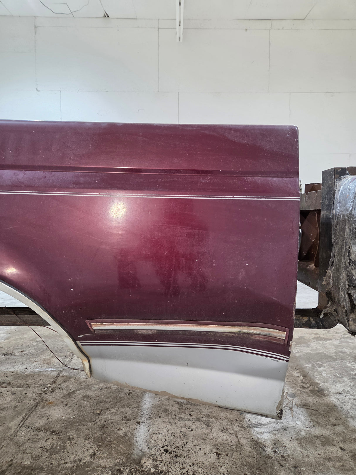 1987-1997 Ford F150 F250 F350 OBS 6' 9" Short Truck Bed