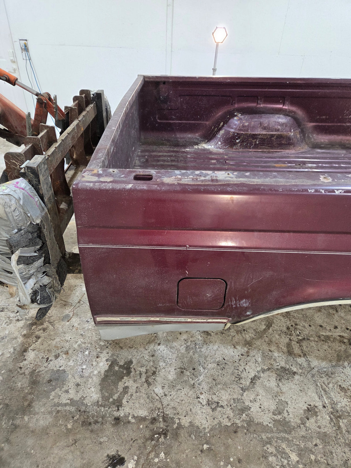 1987-1997 Ford F150 F250 F350 OBS 6' 9" Short Truck Bed