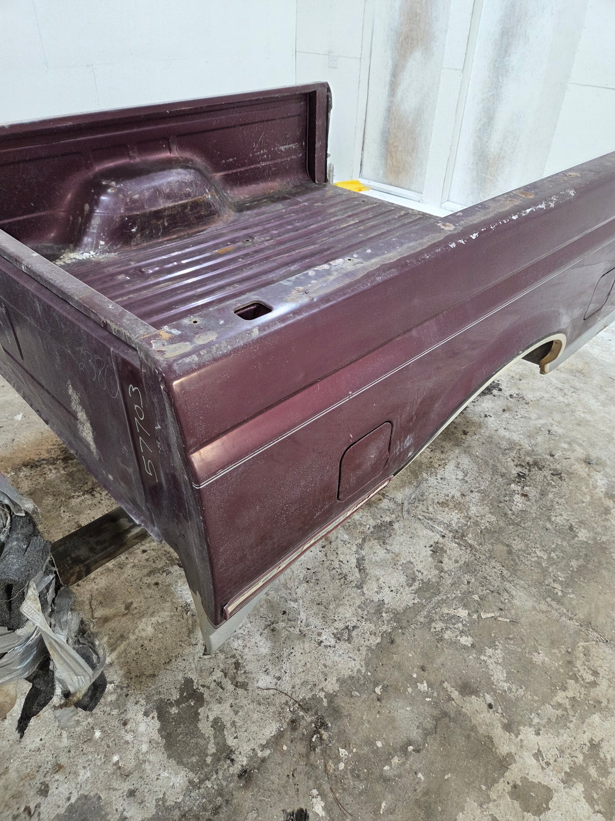 1987-1997 Ford F150 F250 F350 OBS 6' 9" Short Truck Bed