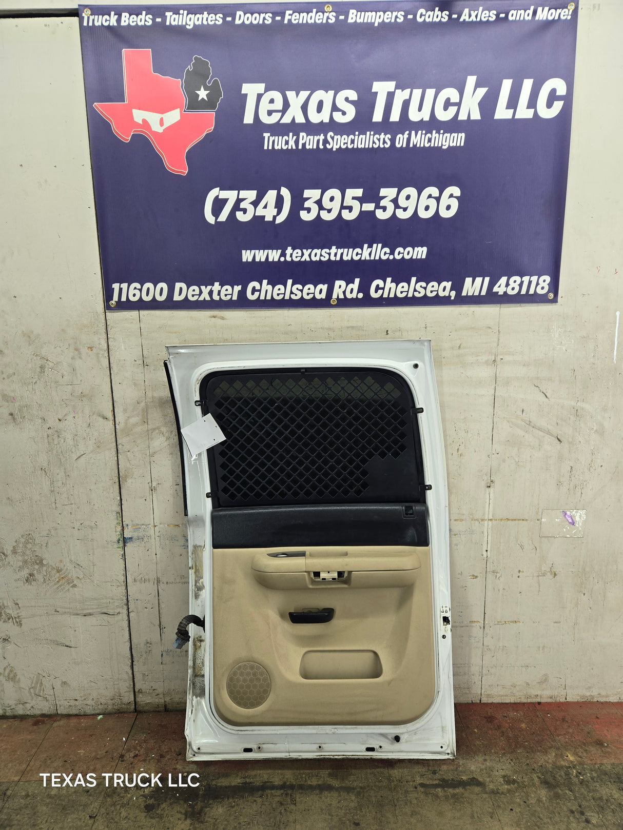 2007-2013 Chevrolet Silverado / GMC Sierra 1500 2500 3500 HD Crew Cab RH Passenger Side Rear Door