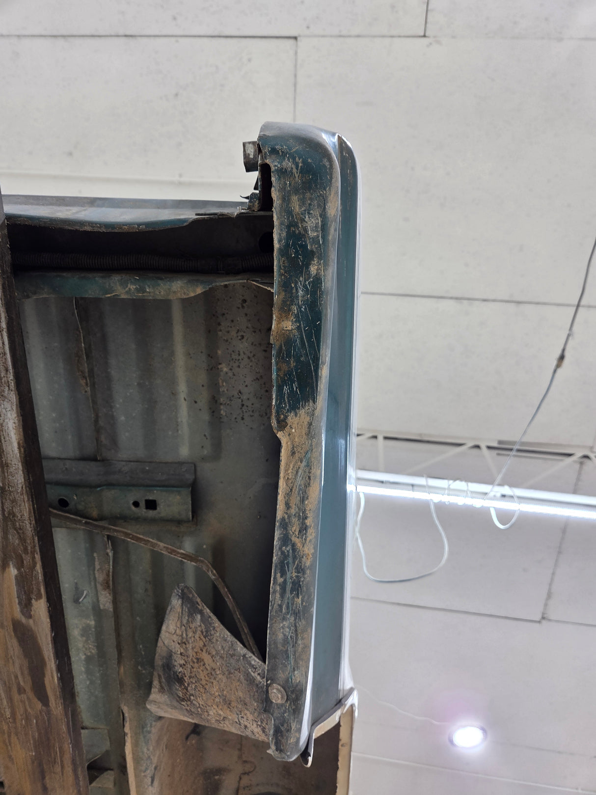 1987-1997 Ford F150 F250 F350 OBS 6' 9" Short Truck Bed