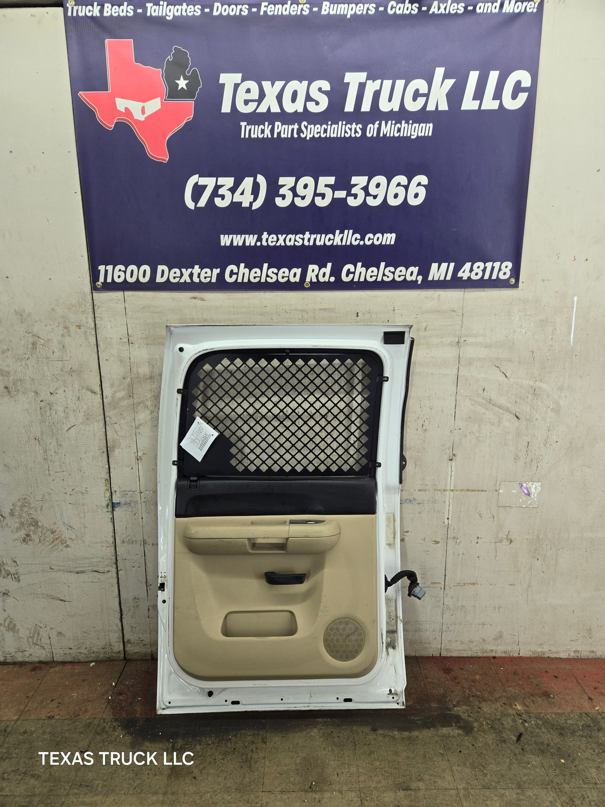 2007-2013 Chevrolet Silverado / GMC Sierra 1500 2500 3500 HD Crew Cab LH Driver Side Rear Door