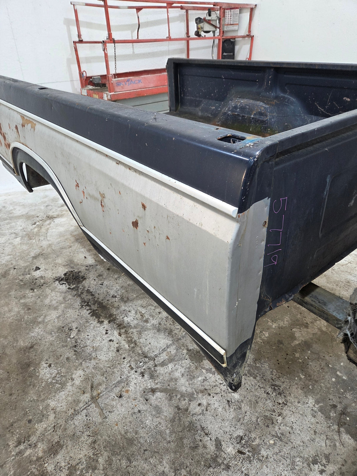 1980-1986 Ford F100 F150 F250 F350 8' Long Bed