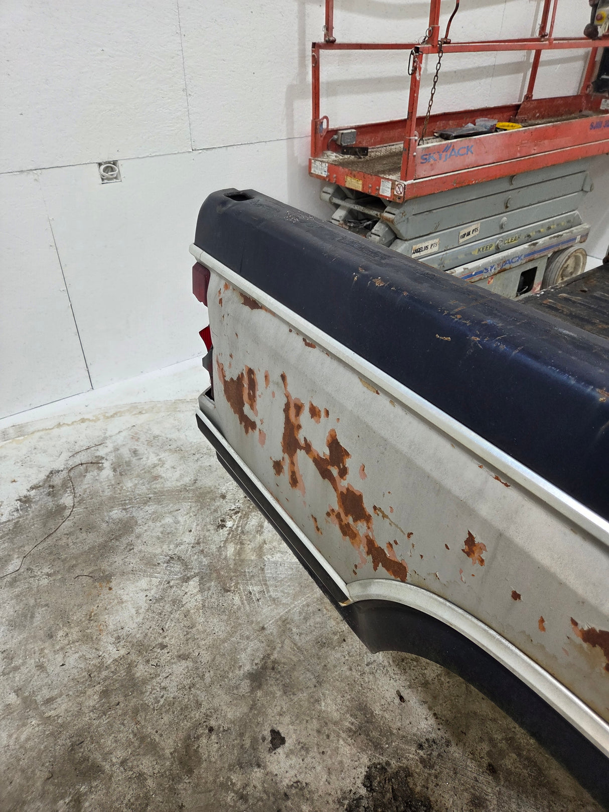 1980-1986 Ford F100 F150 F250 F350 8' Long Bed