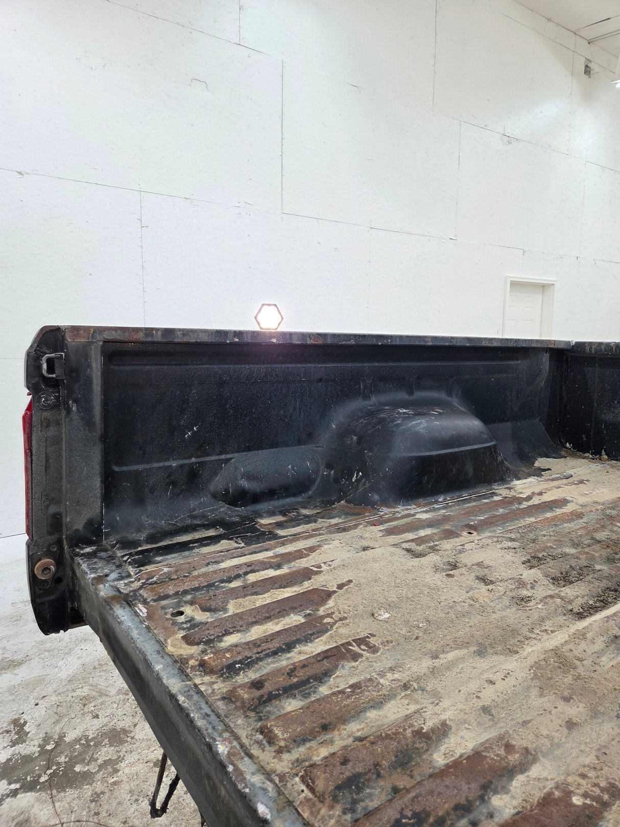 1980-1986 Ford F100 F150 F250 F350 6' 9" Short Bed
